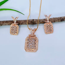 Pine pendent set