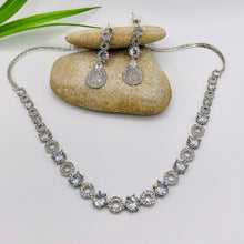 Begonia necklace set