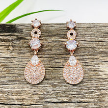 Begonia necklace set