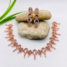 Daffodil necklace set