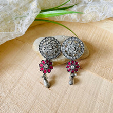 Silver Replica Flower Necklace Set