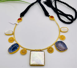 Druzy Uncut Stone MOP Choker