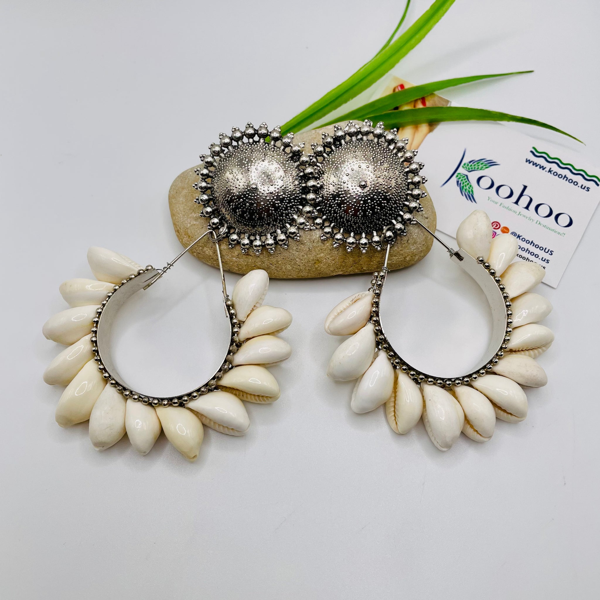 Oxidized Shell Bali Earrings