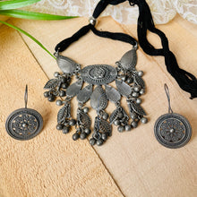 Oxidized Coin Necklace Set